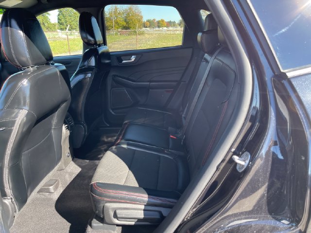 Used 2024 Ford Escape ST-Line w/ Tech Pack #1 AWD/4WD image 21
