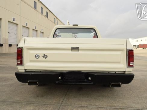 Used 1987 Dodge D/W Truck 150 image 15