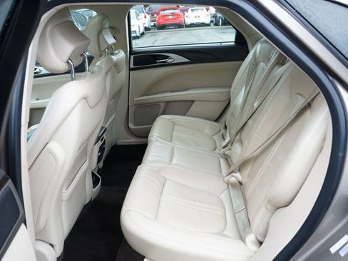 Used 2018 Lincoln MKZ Select w/ Technology Package image 15