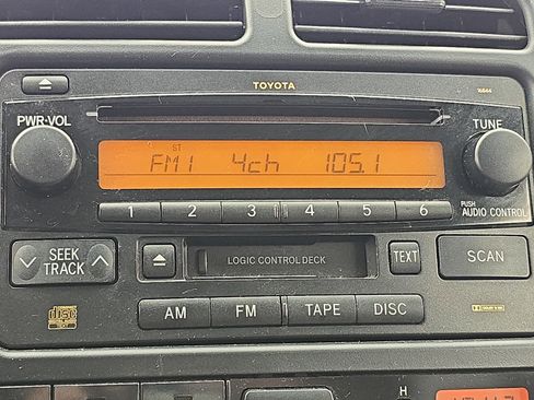 Used 2005 Toyota RAV4 2WD image 18