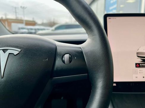 Used 2022 Tesla Model 3 Long Range image 17