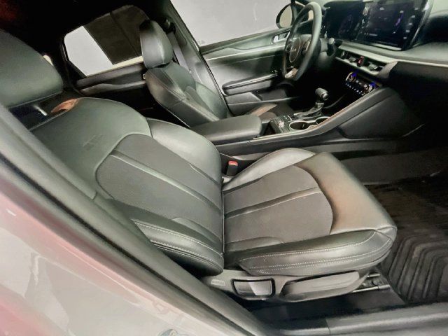 Used 2023 Kia K5 GT-Line w/ GT-Line Premium Package FWD image 28