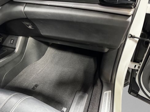 Certified 2023 Acura RDX FWD w/ Technology Package image 32