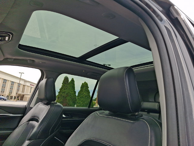 Used 2022 Jeep Grand Cherokee Limited AWD/4WD image 14