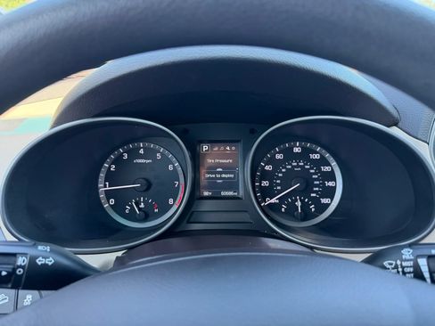 Used 2017 Hyundai Santa Fe Sport FWD image 11
