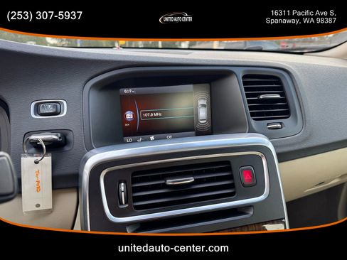 Used 2013 Volvo S60 T5 Premier Plus image 13