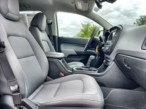 Used 2020 Chevrolet Colorado W/T w/ Custom Special Edition AWD/4WD image 26