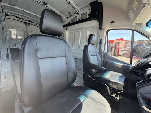 Used 2026 Ford Transit 250 148 High Roof RWD image 16