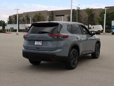 New 2026 Nissan Rogue SV FWD image 4