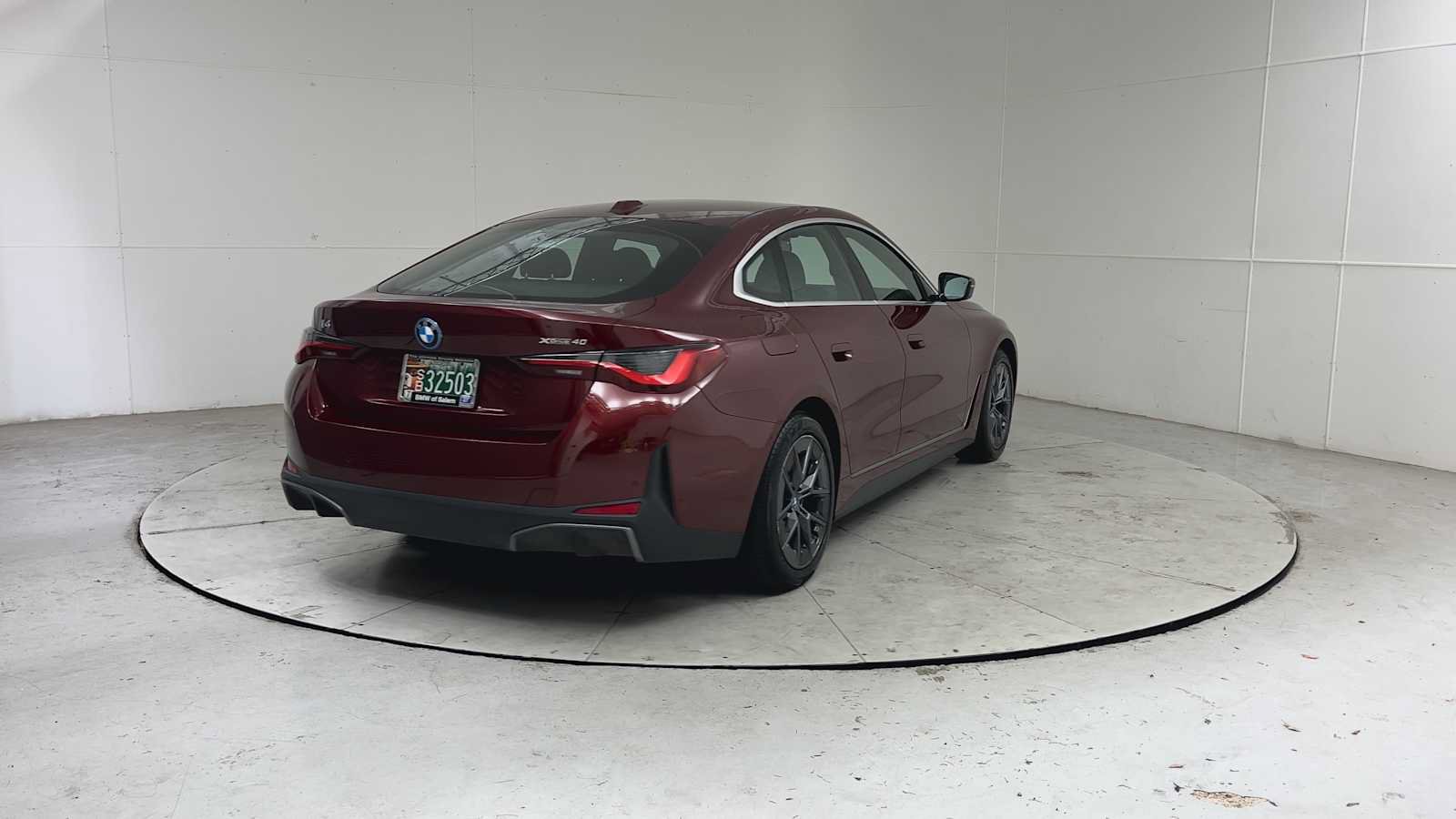 Used 2024 BMW i4 xDrive40i w/ Premium Package AWD/4WD image 2