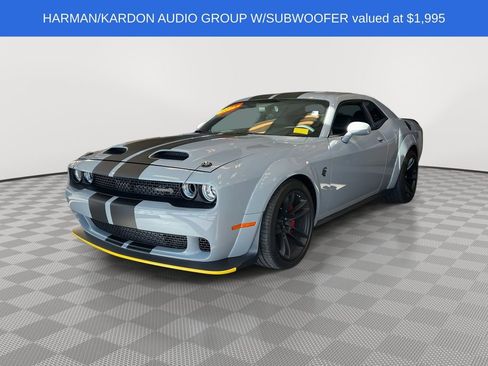 Used 2022 Dodge Challenger SRT Hellcat image 3