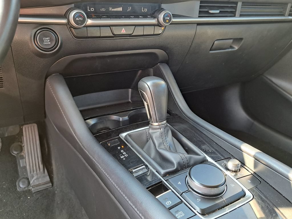 Used 2024 MAZDA MAZDA3 s FWD image 13