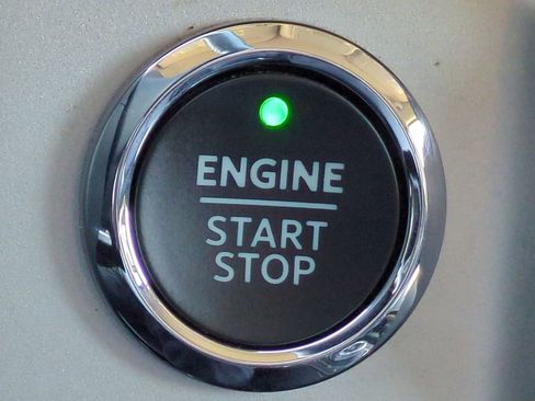 Used 2024 Ford Expedition Max XLT image 28