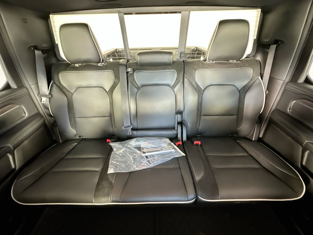 New 2027 RAM 1500 Laramie w/ Night Edition AWD/4WD image 10