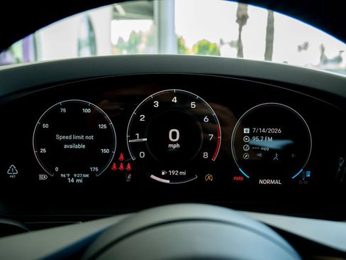 New 2026 Porsche Cayenne Coupe AWD/4WD image 12