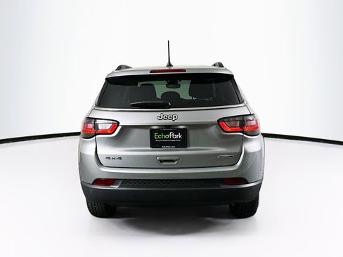 Used 2022 Jeep Compass Latitude w/ Sun and Sound Group image 7