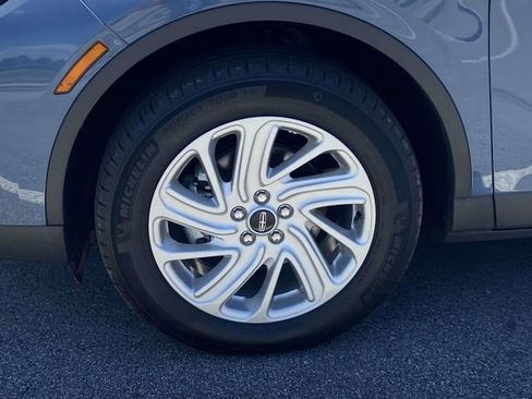 Used 2025 Lincoln Corsair FWD image 4