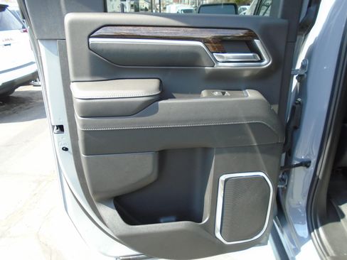 Certified 2024 GMC Sierra 2500 SLE image 46