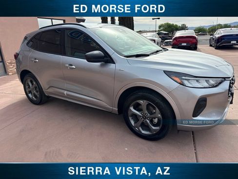 Certified 2024 Ford Escape ST-Line AWD/4WD image 11