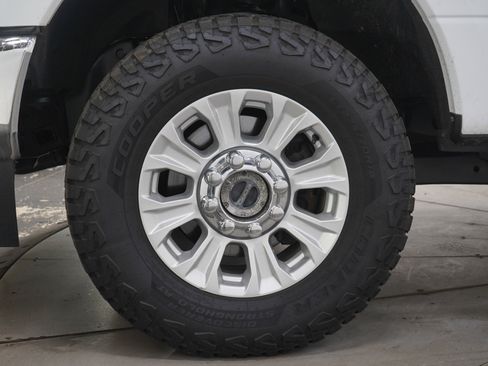 Used 2022 Ford F250 XLT image 29