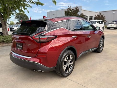 Certified 2024 Nissan Murano SV FWD image 3