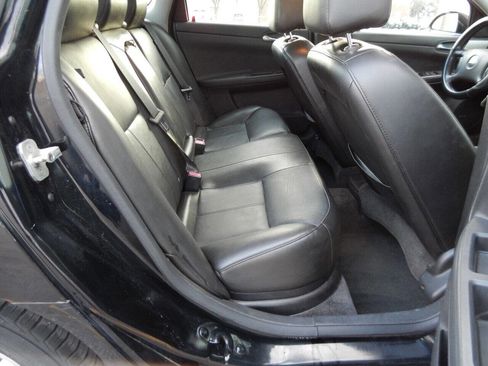 Used 2008 Chevrolet Impala SS image 32