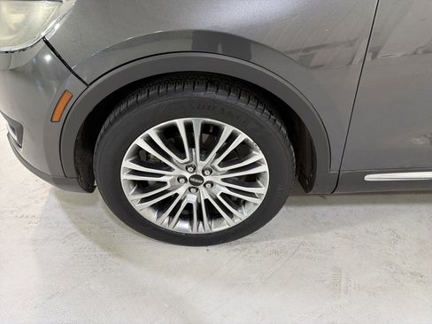 Used 2018 Lincoln MKX Reserve image 9