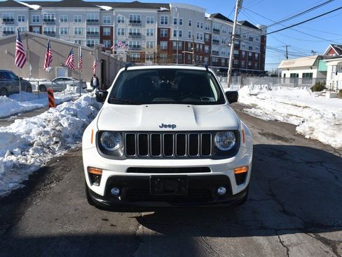 Used 2023 Jeep Renegade Limited image 3