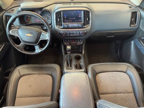 Used 2022 Chevrolet Colorado Z71 w/ Safety Package image 3