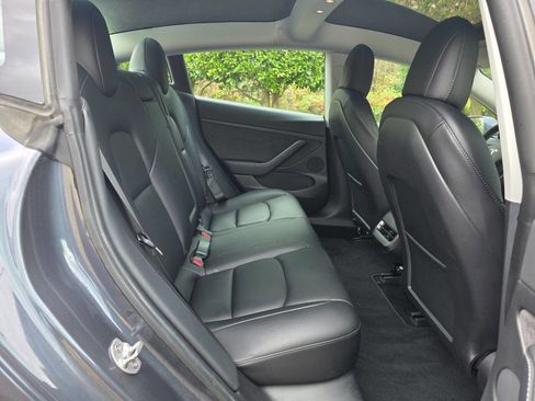 Used 2021 Tesla Model 3 Long Range image 21