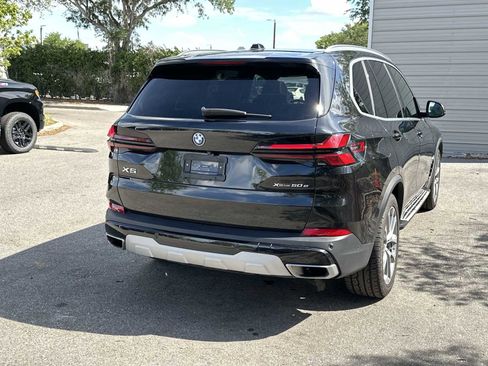 Used 2025 BMW X5 xDrive50e AWD/4WD image 6