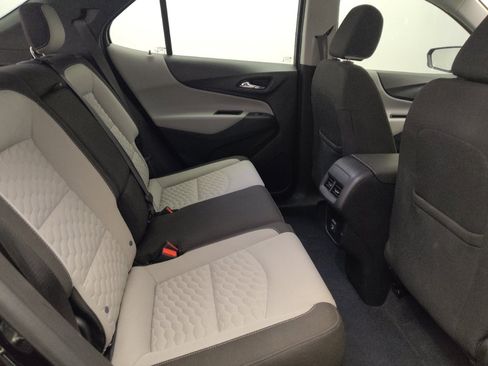Used 2020 Chevrolet Equinox LS FWD image 19
