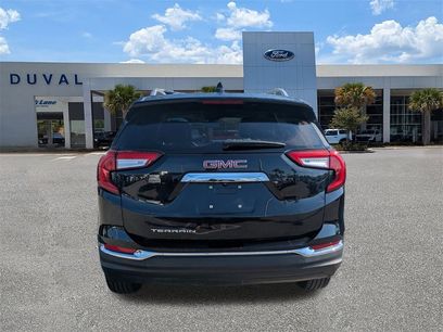 Used 2023 GMC Terrain SLT
