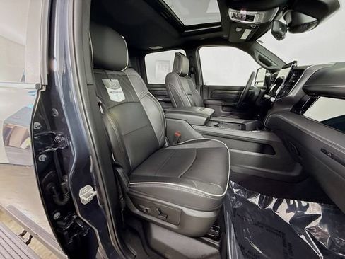 Used 2026 RAM 2500 Limited AWD/4WD image 28