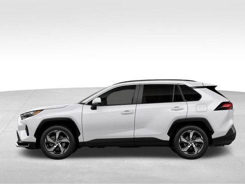 New 2025 Toyota RAV4 SE image 4