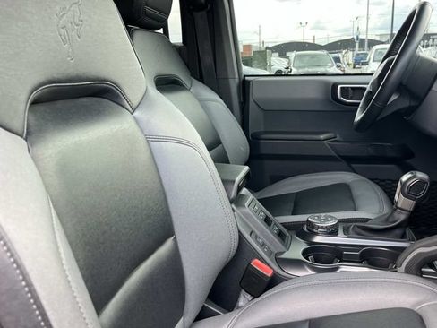 Used 2024 Ford Bronco Big Bend w/ Sasquatch Package AWD/4WD image 27