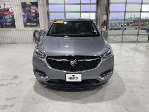 Used 2018 Buick Enclave Avenir w/ Avenir Technology Package image 3