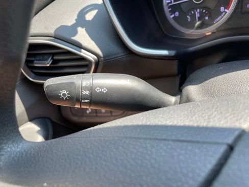 Used 2019 Hyundai Santa Fe SE AWD/4WD image 18