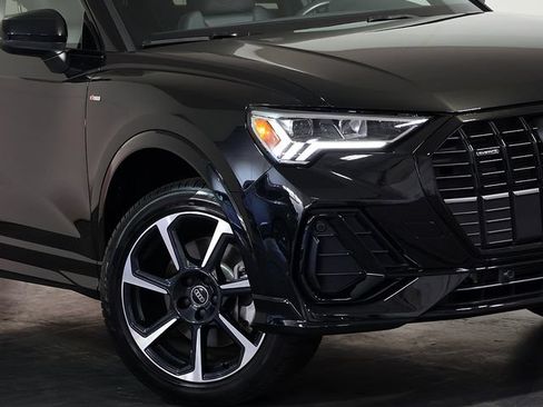 Used 2025 Audi Q3 2.0T Premium Plus w/ Premium Plus Package AWD/4WD image 8
