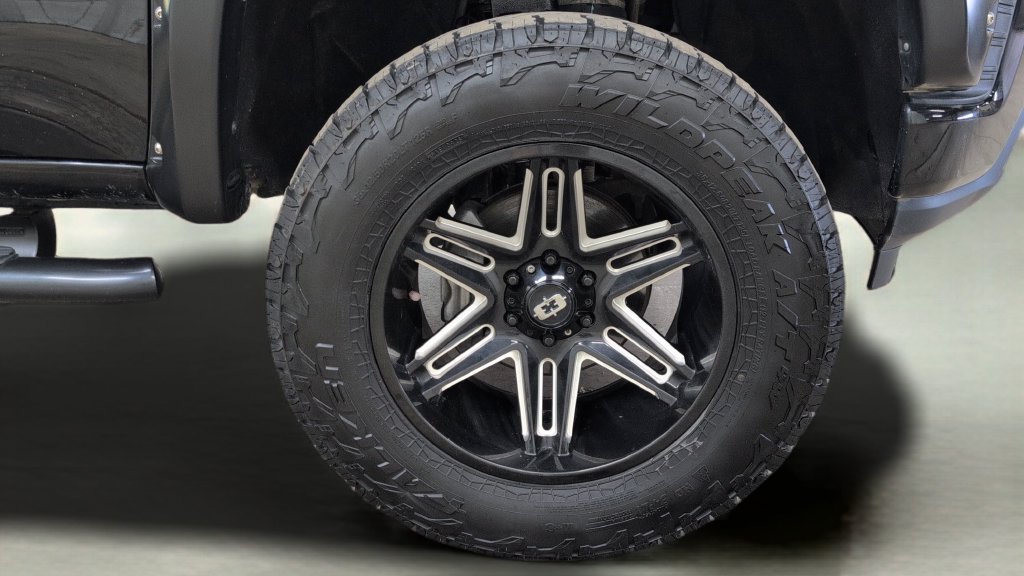 Used 2021 Chevrolet Silverado 1500 RST AWD/4WD image 29