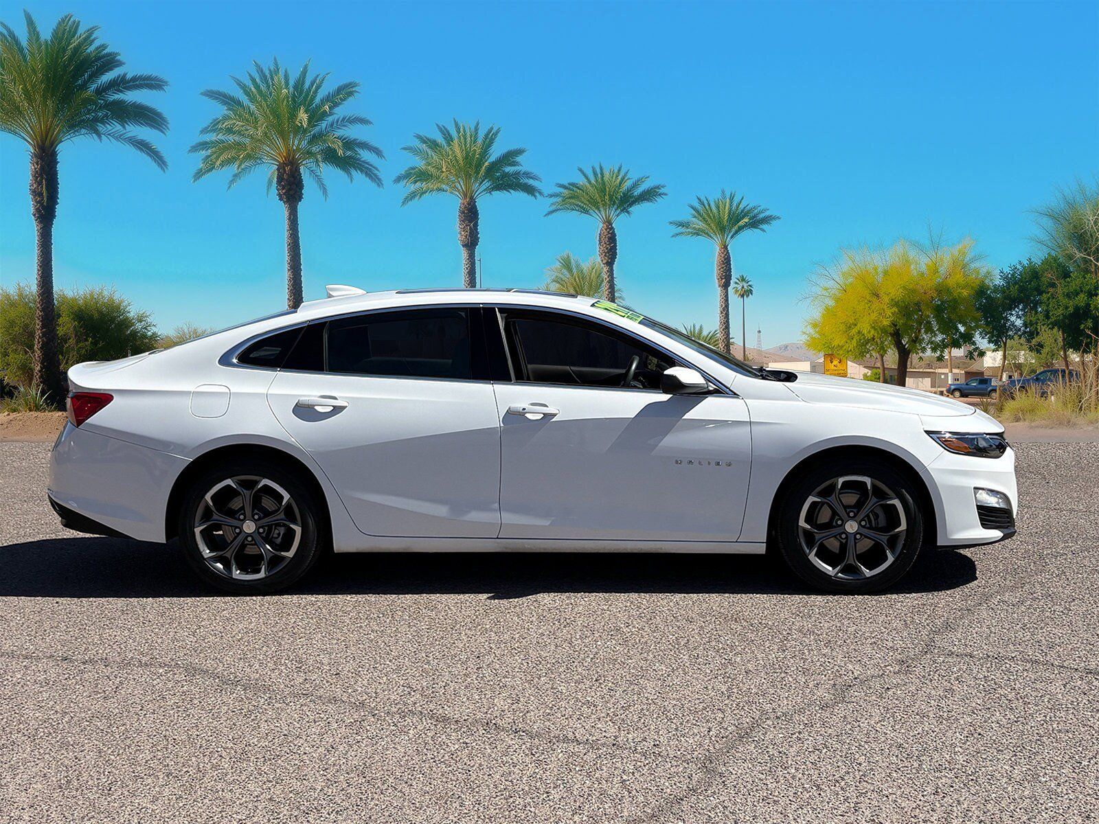 Used 2024 Chevrolet Malibu LT FWD image 7