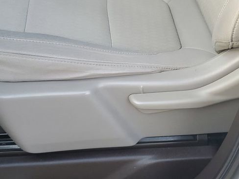 Used 2020 Chevrolet Silverado 1500 LT image 24