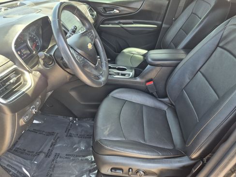 Used 2020 Chevrolet Equinox Premier AWD/4WD image 16