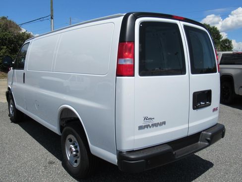 New 2026 GMC Savana 2500 w/ Safety Package RWD image 4