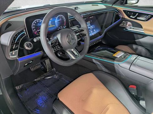New 2026 Mercedes-Benz E 53 AMG e 4MATIC Sedan image 3