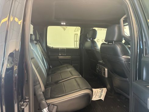 Used 2018 Ford F150 Raptor w/ Equipment Group 802A Luxury AWD/4WD image 9