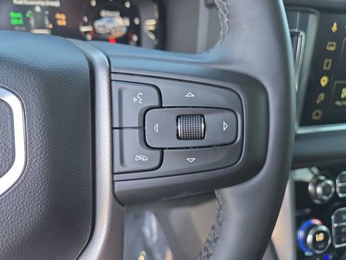 Used 2023 GMC Yukon Denali AWD/4WD image 20