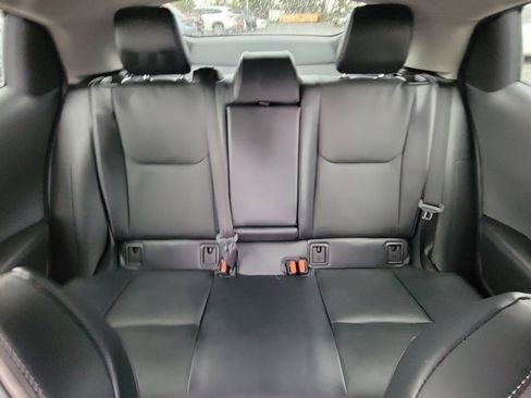 Used 2023 Toyota Prius LE image 5