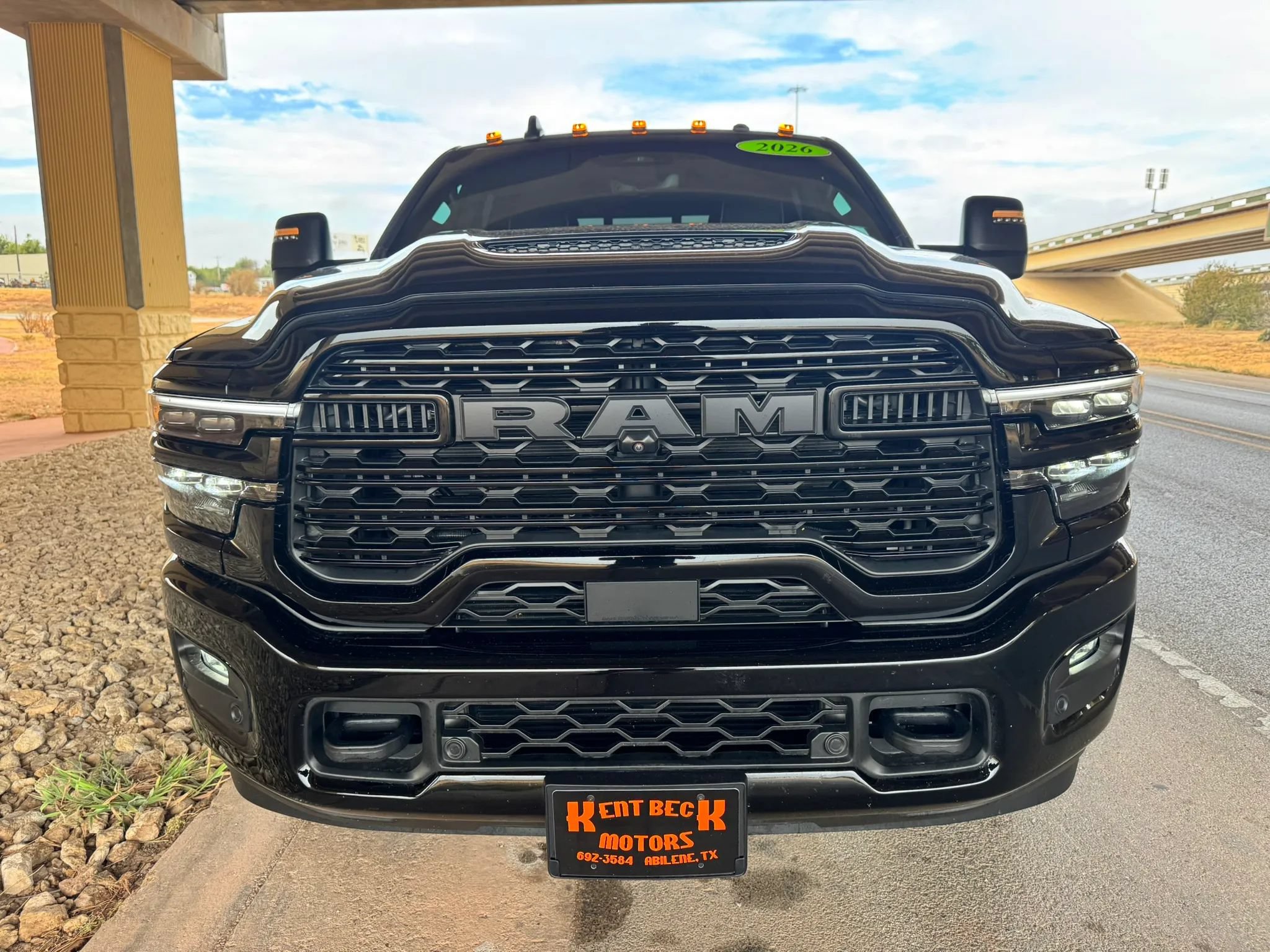 Used 2026 RAM 3500 Limited AWD/4WD image 8