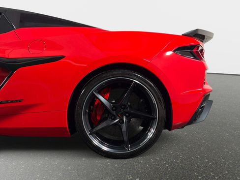 Used 2025 Chevrolet Corvette E-Ray AWD/4WD image 17